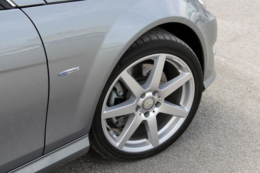  Mercedes-Benz C-Class Coupe 2012 года  (фото 48 из 99)